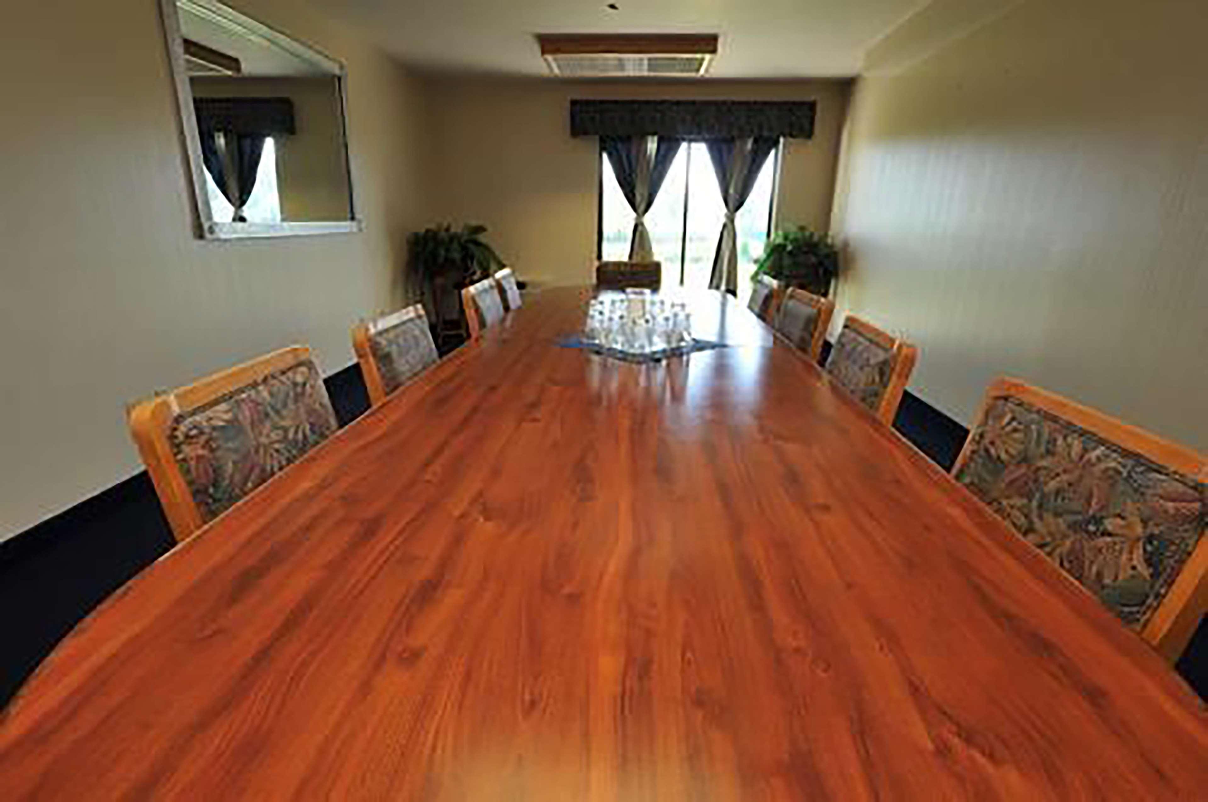 Shilo Inn Suites - Idaho Falls Konforlar fotoğraf